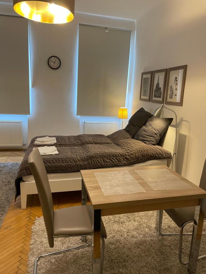 Charmante Altbauapartments Apostelgasse فيينا المظهر الخارجي الصورة