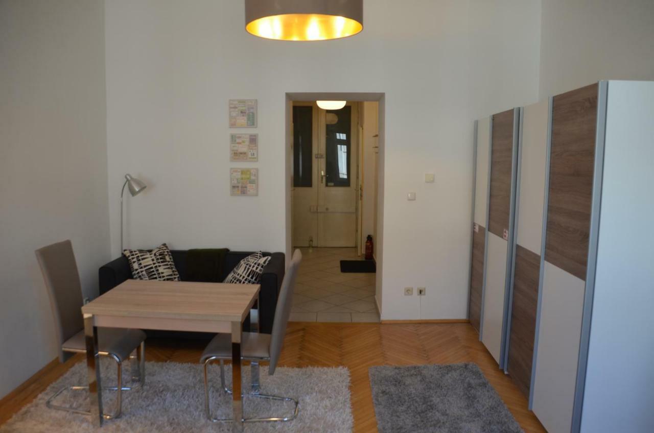 Charmante Altbauapartments Apostelgasse فيينا المظهر الخارجي الصورة